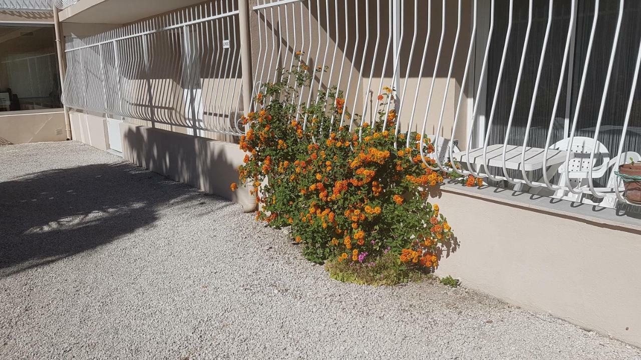 Apartamento Le Patiot 2 Six-Fours-les-Plages Exterior foto